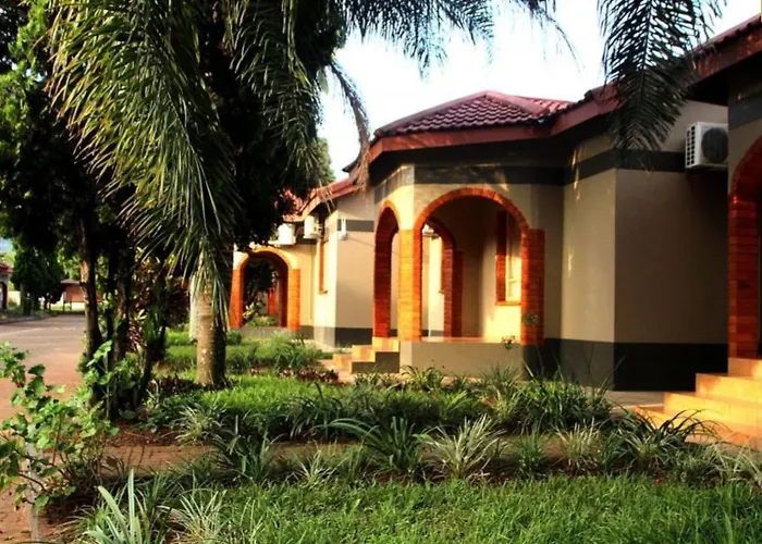 Bethel Court Vineyard Hotel