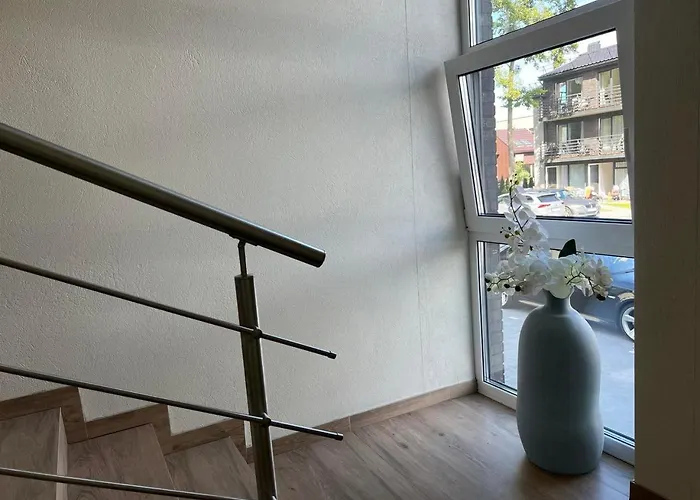 Seaside Apartments 4