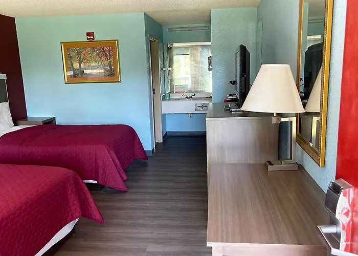 Mayfair Inn