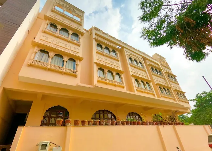 The Taj Vista Agra -Walking Distance To Taj Mahal