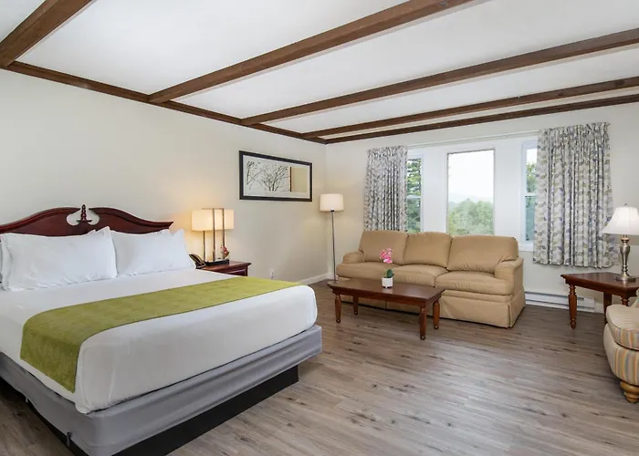 Grey Bonnet Inn