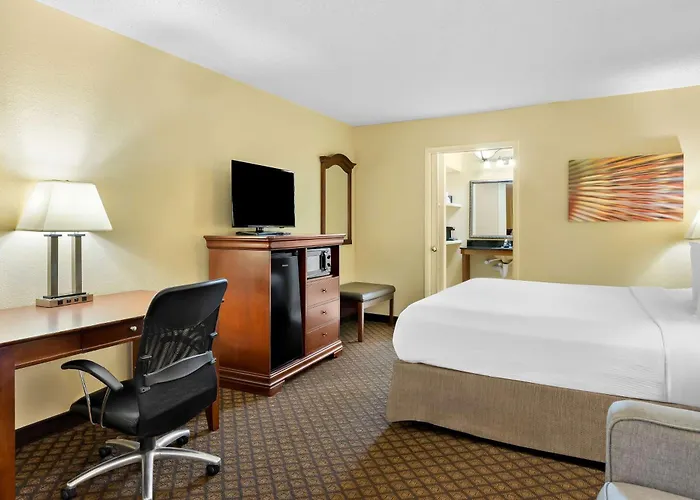 Best Western Coach House
