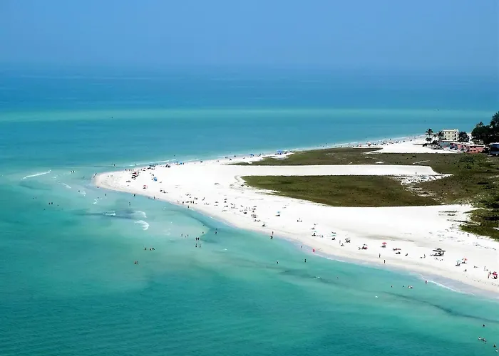 Newly Remodeled 8-Steps To Sand Path Of Beach!