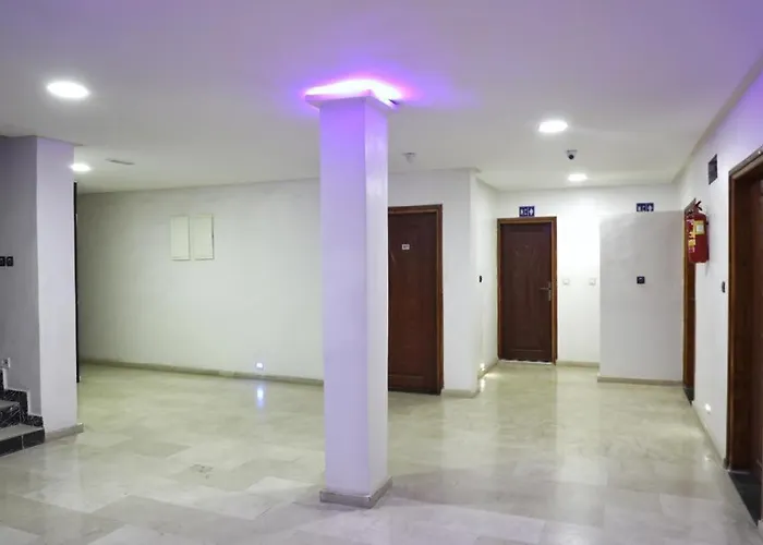 Hotel Noon