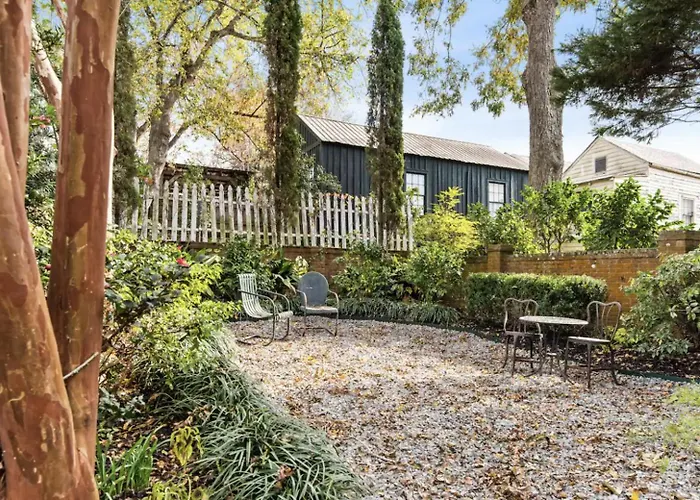 1864 Little Brick - 1 Bed, 1 Bath, Full Kitchen, Pet Friendly With Fee, Washer & Dryer