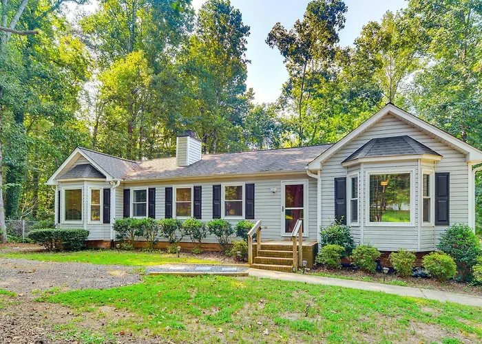 Private Yard & Deck: High Point Home Base!