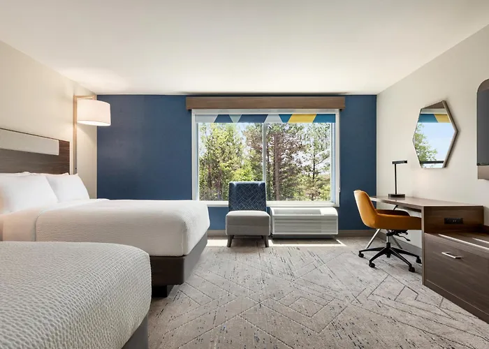 Holiday Inn Express & Suites Rhinelander By Ihg