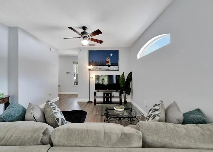 Spacious 3Br Family Home Near Sponge Docks