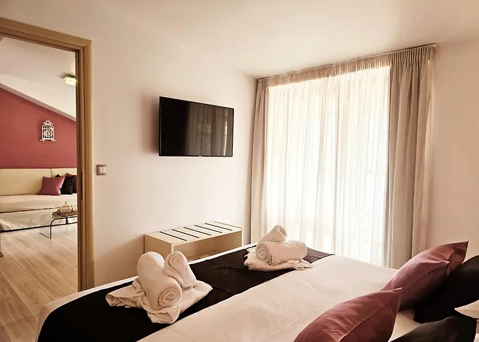 Korina Hotel