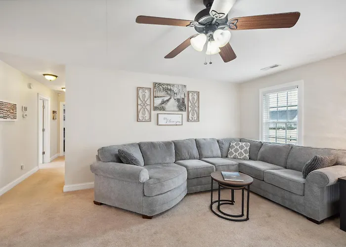Charming Family Retreat With Spacious Yard Home