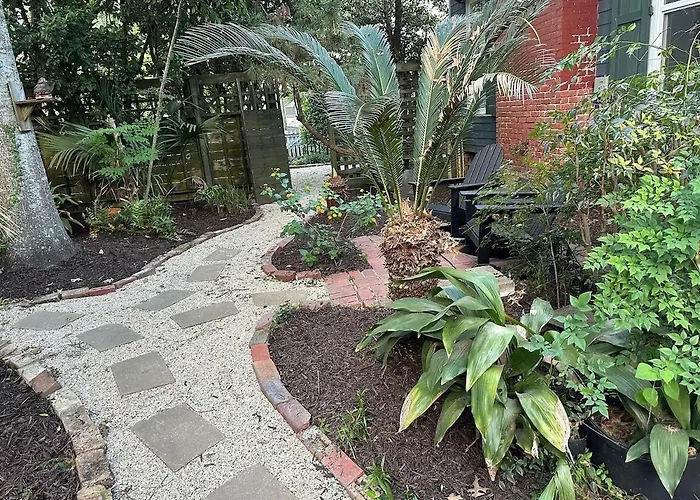 Bare Feet Bungalow -Close To Beach & Dog Friendly
