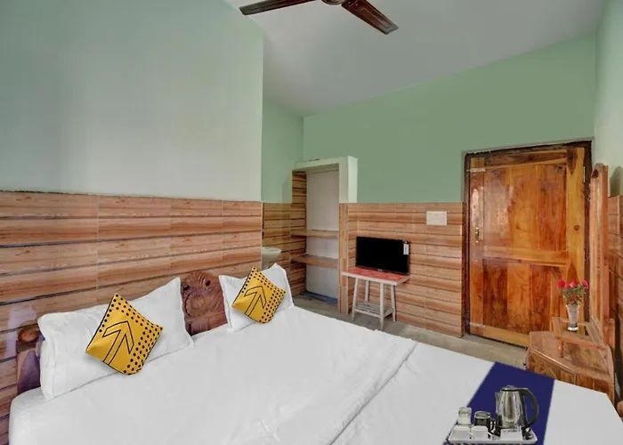 Goroomgo Gate Way Bhadrak Near Bhadrak Bus Stand - Wifi-Family Stay - Best Seller