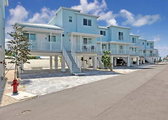 Oceanfront Getaway In Marathon