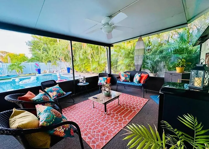 Mermaids Cove Heated Pool Jacuzzi Firepit Beach Access