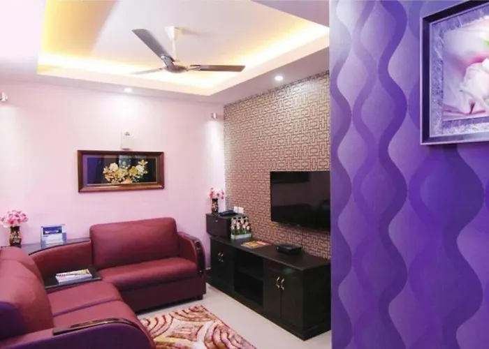 Town Gate Inn Changanassery