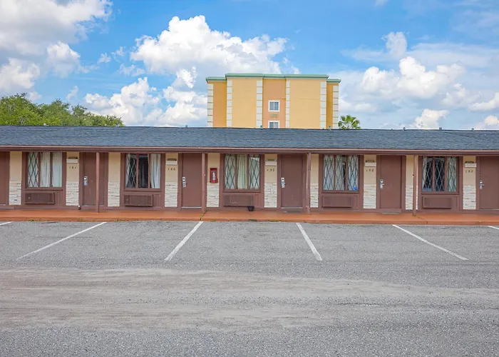 Liberty Inn And Suites Orlando - Kissimmee Near Disney World