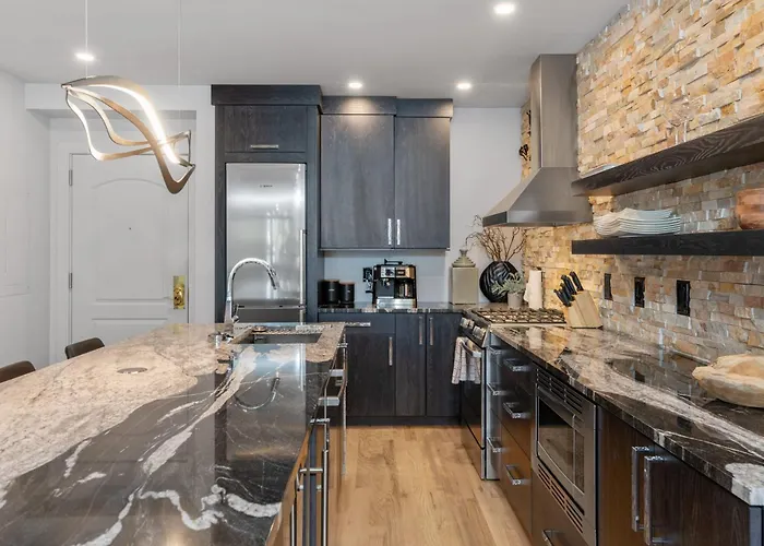 Most Luxurious1Br In Town And Steps To The Gondola