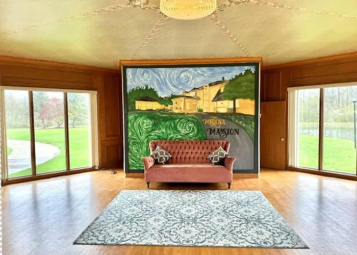 12,700 Sf 8 Room Mansion On 18 Acres