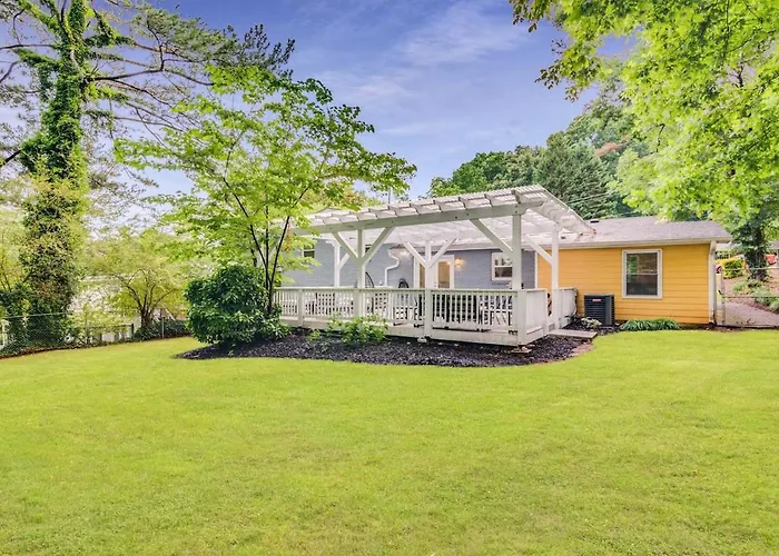 Stylish Atlanta Home 6Br Sleeps 12