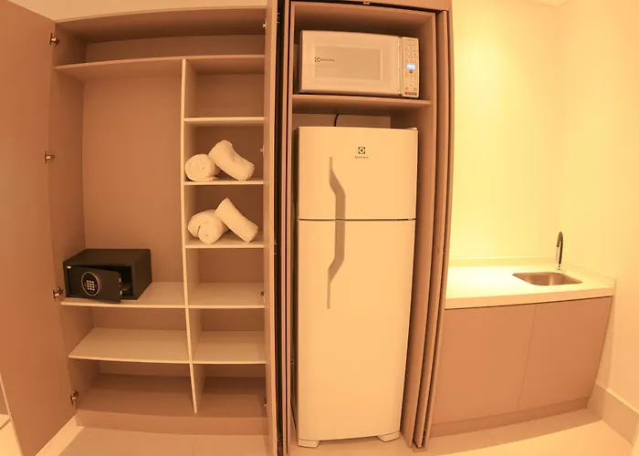 Roka Hotel Boutique