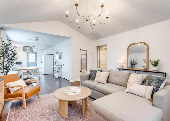 Walnut St, Charming, 3Bed, 2Bath