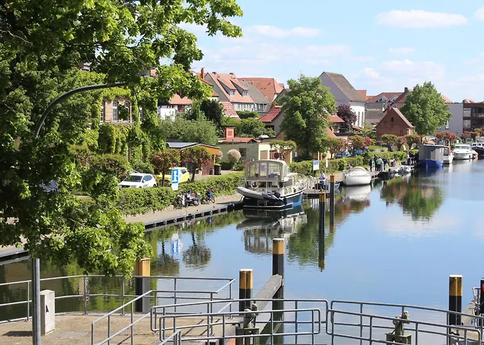 Ferienanlage - Zum See & Hotel