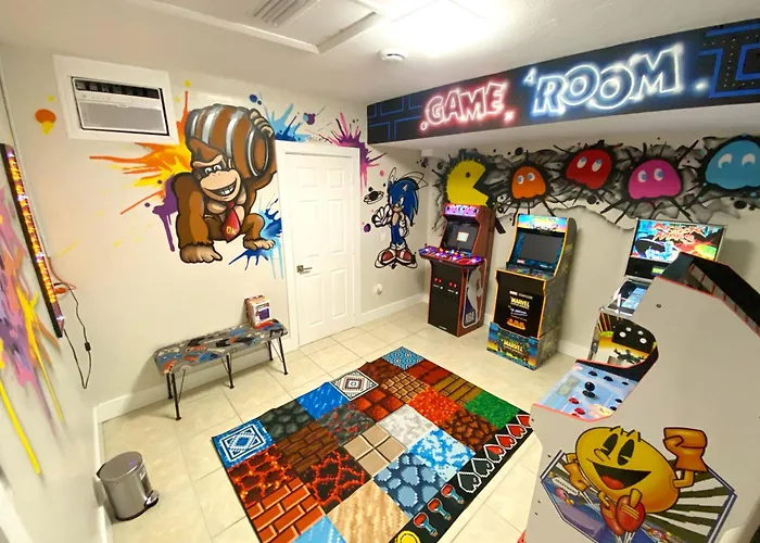 Cozy Coral Cottage With Tiki Hut, Mini Golf, Arcade And Grill