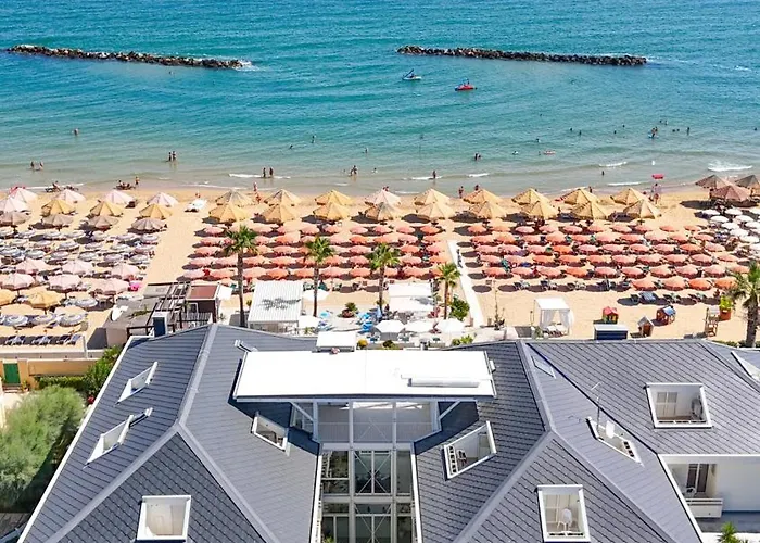 Albergo Punta De L'Est