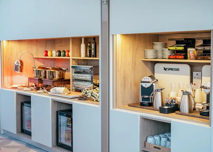Hotel Cetina Casa De Aguilar