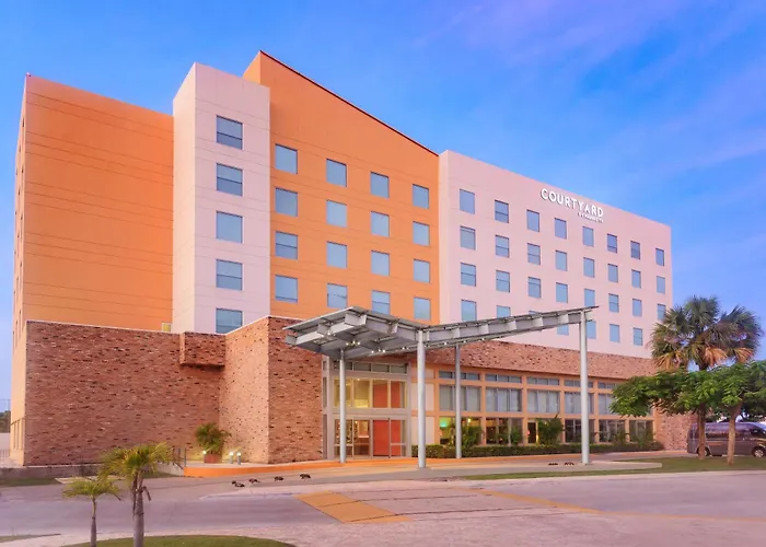 Courtyard By Marriott Ciudad Del Carmen Campeche