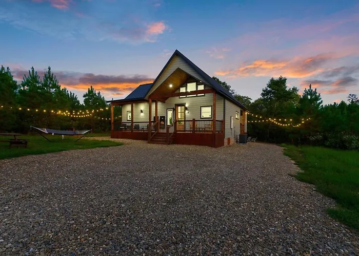 Under The Stars - Secluded, Hot Tub, Firepit, Games