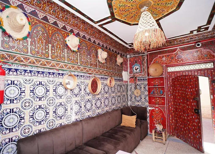 Hostel Essassi 23