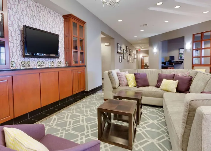 Drury Inn & Suites Middletown Franklin