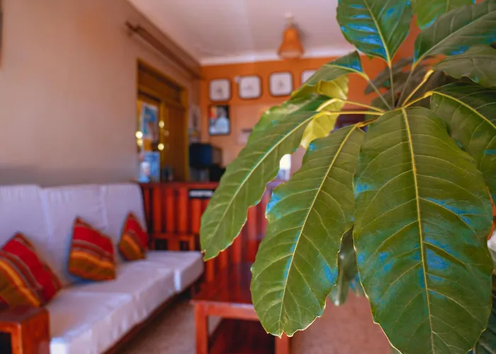 Golden Quest Hotel