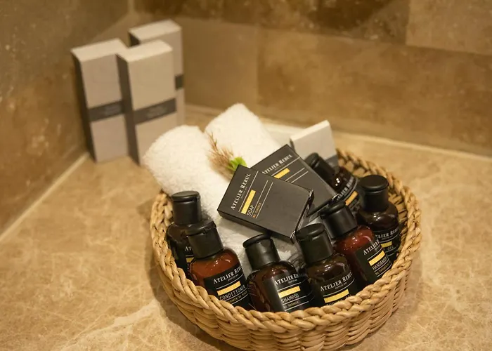 Villaqua Boutique Hotel