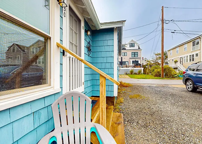 The Eastern Avenue Cottage