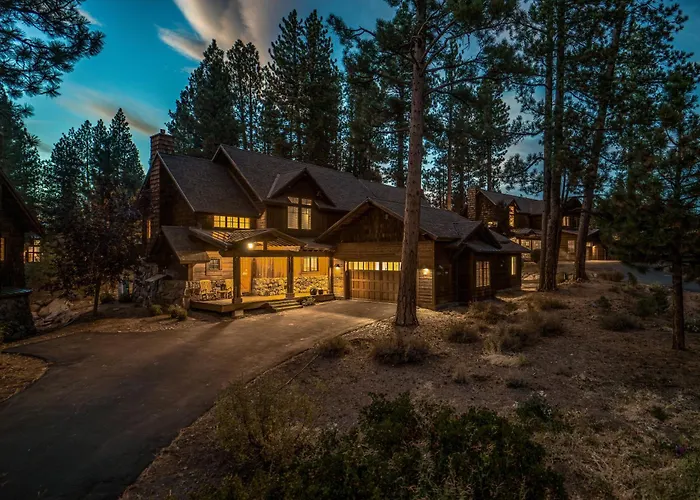 The Cottages, Summer Escape - Golf, Pool & Family Fun - 3-Bedroom