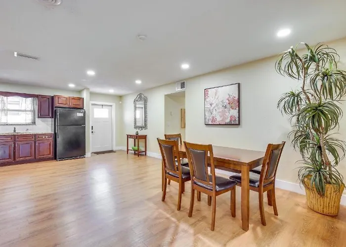 Spacious House Near Fort Lauderdale - Minutes From Beach