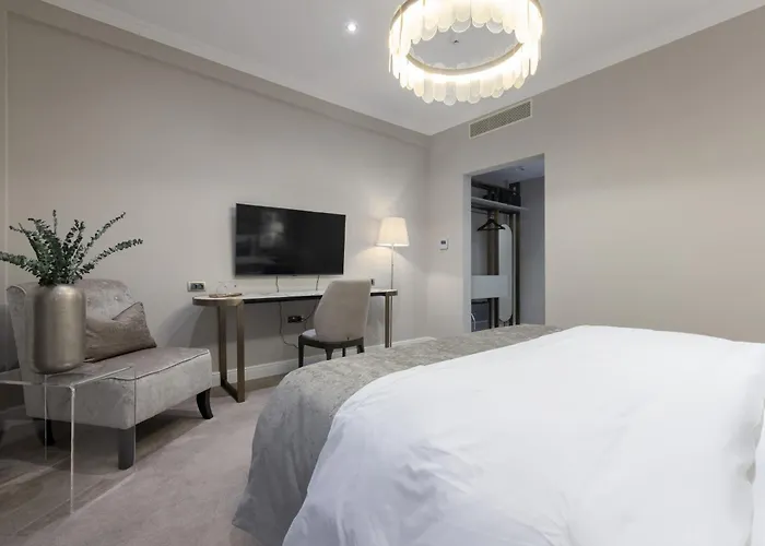 Reea Boutique Hotel