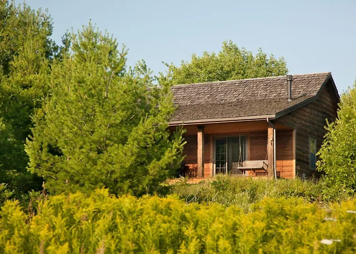 Chanticleer Cabins