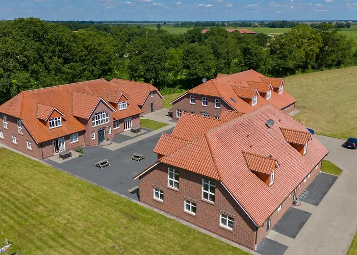 Natura Ferienhaus, Ferienwohnungen in Holte, Komfort für Gäste&Firmen ,WLAN&Parkplatz