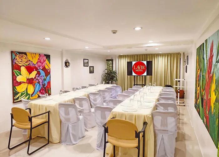 Lavie Hotel