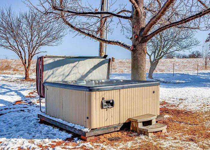 Home In Cimarron National Golf Club W/ Hot Tub!