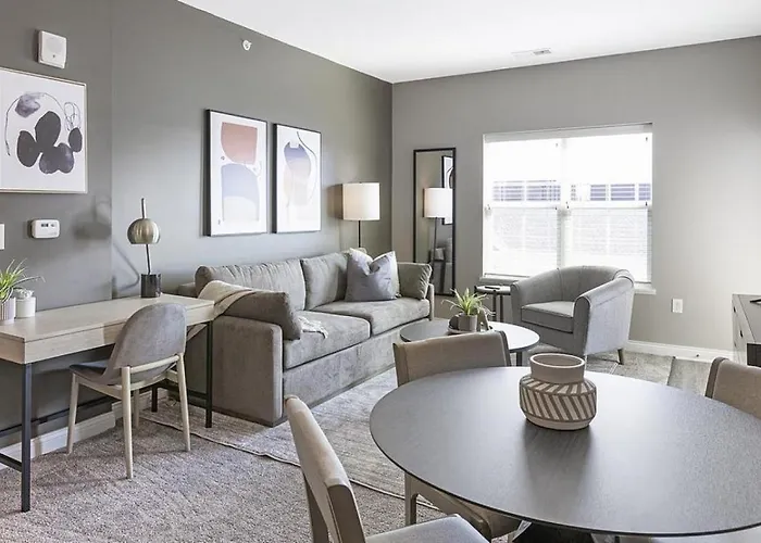 Landing Modern Apartment With Amazing Amenities