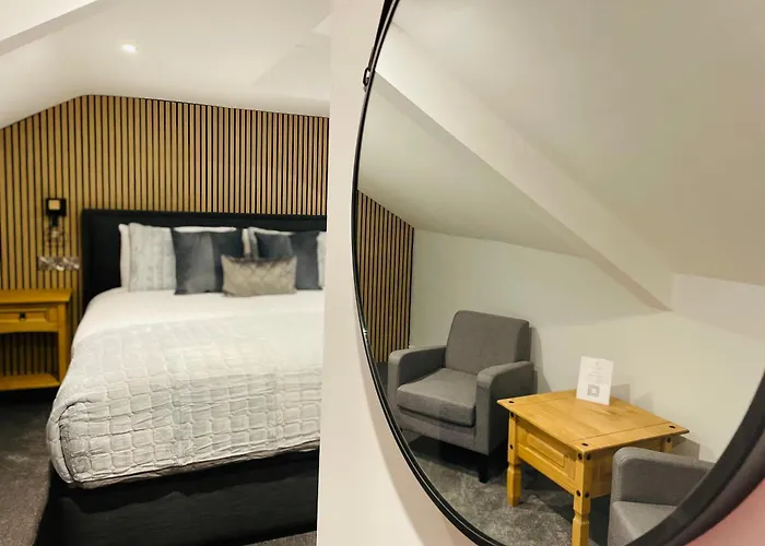 Prince Llewelyn Hotel