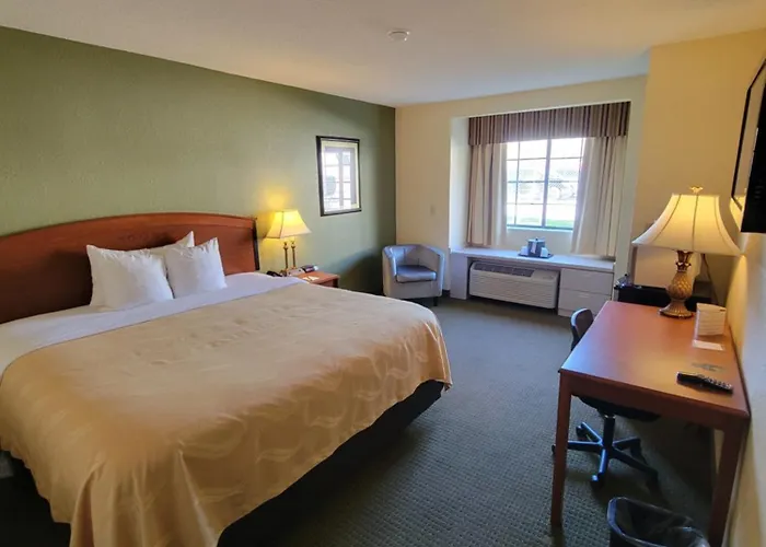 Quality Inn & Suites Prestonsburg Next To Mountain Arts Center