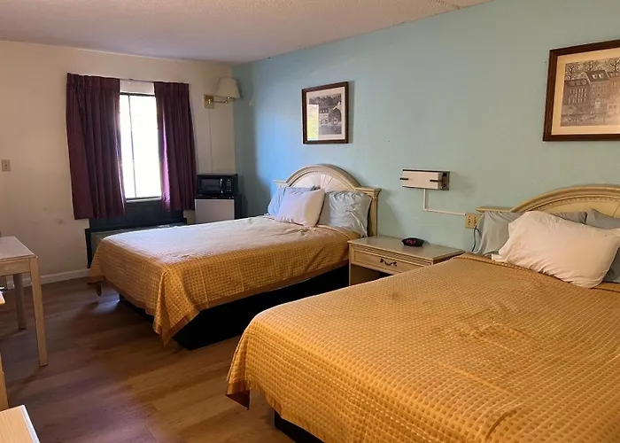 Quality Quarters Inn By Oyo Richmond Ky I-75
