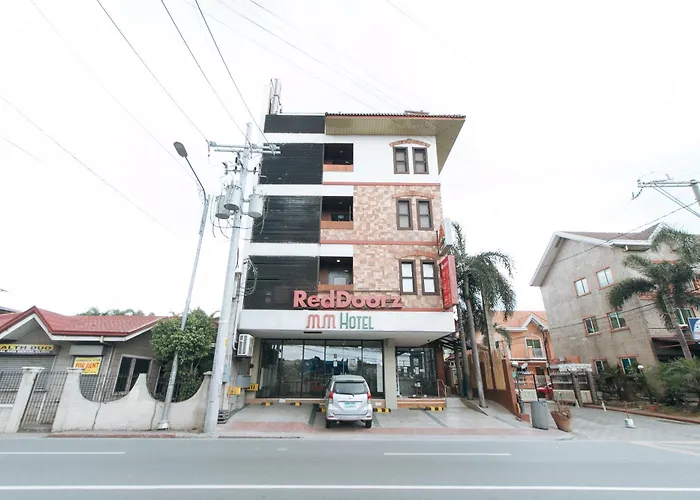 Reddoorz Plus At Mm Hotel Las Pinas Former Reddoorz Plus Near Bamboo Organ