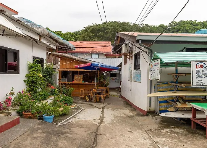 Monaliza Surf Resort La Union