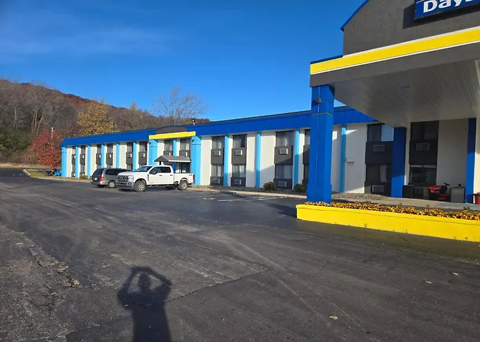 Days Inn By Wyndham Portage Cascade Mountain Area